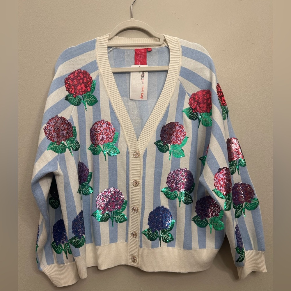 QOS QUEEN OF SPARKLES sequin Hydrangea, Blue White stripe cardigan Large